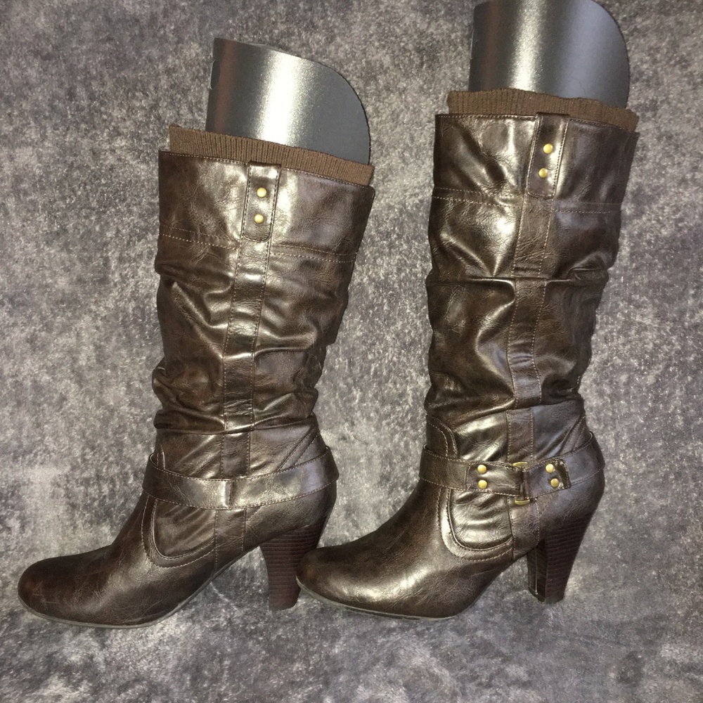Nicole Boots